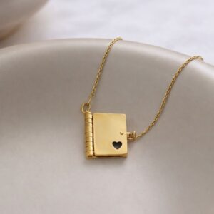 Collar Libro